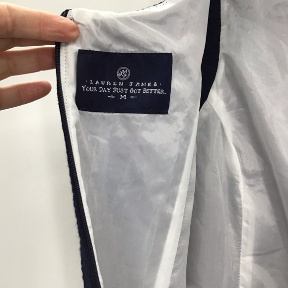 Lauren James Bailey Seersucker Dress Casual Summer Resort Navy NWT Size Medium - Picture 3 of 10